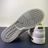 O*ff-W*hite x N*ike Dunk Low