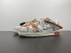 O*ff-W*hite x N*ike Dunk Low
