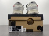 O*ff-W*hite x N*ike Dunk Low