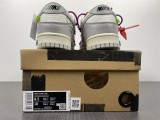 O*ff-W*hite x N*ike Dunk Low