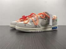 O*ff-W*hite x N*ike Dunk Low