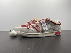O*ff-W*hite x N*ike Dunk Low