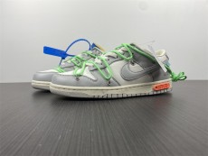 O*ff-W*hite x N*ike Dunk Low