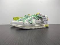 O*ff-W*hite x N*ike Dunk Low