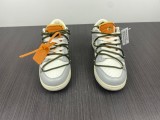 O*ff-W*hite x N*ike Dunk Low
