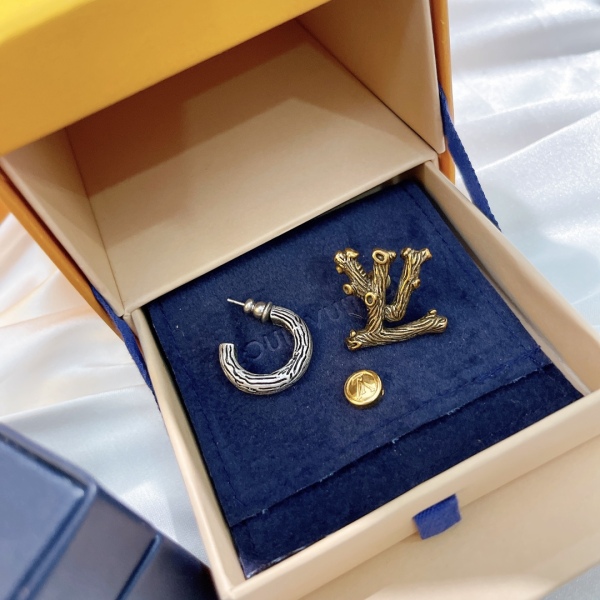  Earrings006
