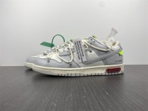 O*ff-W*hite x N*ike Dunk Low