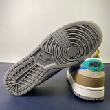 N*ike SB Dunk Low