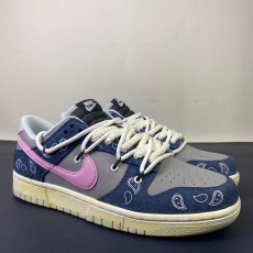 N*ike SB Dunk Low