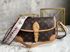 L*ouis V*uitton Bag Top Quality  25*9*15cm