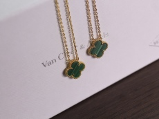  Necklace011