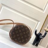 L*ouis V*uitton Bag Top Quality   17*16*7CM