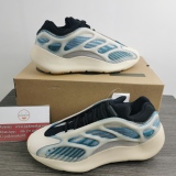 Y*eezy Boost 700 V3 Kyanite