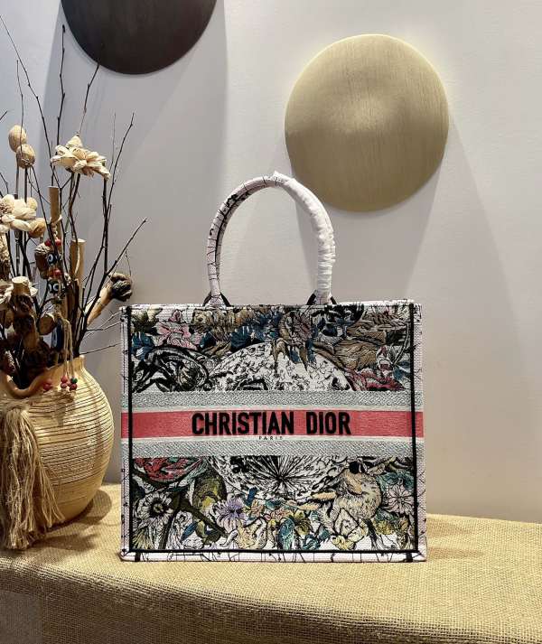 D*ior Bag Top Quality