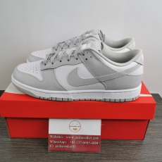 N*IKE DUNK LOW RETRO DD1391-103