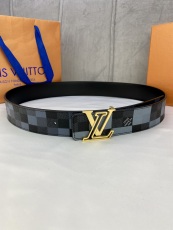 L*ouis V*uitton Belts Top Version  40MM