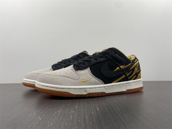 N*IKE DUNK LOW CNY DQ4978-001