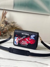 L*ouis V*uitton Bag Top Quality  23.5*14*5CM