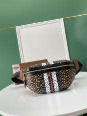 B*urberry Bag Top Quality  31*7.5*16cm