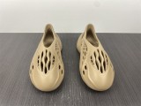 Y*eezy Foam Runner GV6774