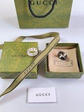 Ring001