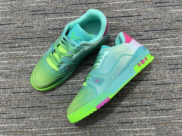 Men L*ouis V*uitton Top Sneakers