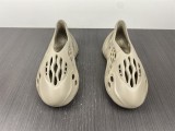 Y*eezy Foam Runner GX4472