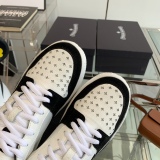 Women C*hrome H*earts Top Sneaker