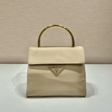 P*rada Bag Top Quality 21*17*12CM