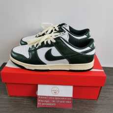 N*IKE DUNK LOW Vintage Green DQ8580-100