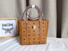 M*CM Bag Top Quality  18.5*19*9.5cm