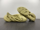 Y*eezy Foam Runner GV6775
