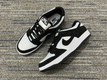 N*IKE DUNK LOW