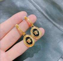 Earrings001