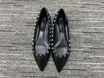 Women 𝑉*𝐴𝐿𝐸𝑁𝑇𝐼𝑁𝑂 Top Sneakers