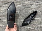 Women 𝑉*𝐴𝐿𝐸𝑁𝑇𝐼𝑁𝑂 Top Sneakers