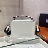 P*rada Bag Top Quality 22*16*6CM