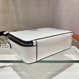 P*rada Bag Top Quality 22*16*6CM