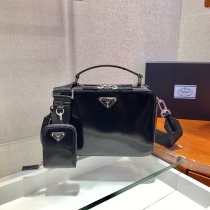 P*rada Bag Top Quality 22*16*6CM