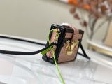 L*ouis V*uitton  Bag Top Quality 20*12.5*5CM