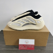 Y*eezy Boost 700 V3 Grey Azael