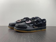 N*IKE DUNK LOW DB0500-001