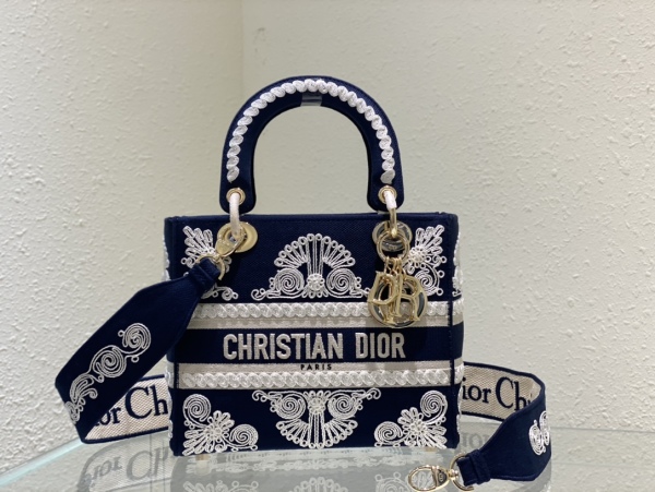 D*ior  Bag Top Quality