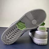 N*ike SB Dunk Low BQ6817 011