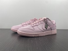 N*ike SB Dunk Low Pink  921803-601