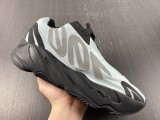 Y*eezy Boost 700  GZ0711