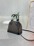L*ouis V*uitton Top Bag   23.5*17.5*11.5cm
