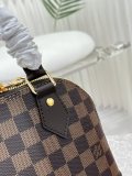 L*ouis V*uitton Top Bag   23.5*17.5*11.5cm