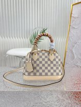 L*ouis V*uitton Top Bag   23.5*17.5*11.5cm