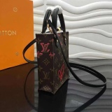 L*ouis V*uitton Top Bag   17*14*5cm